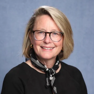 Jennifer S. Danish headshot.