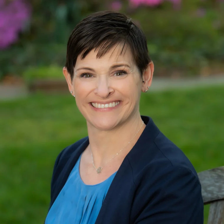 Jennifer Wolfsheimer headshot.